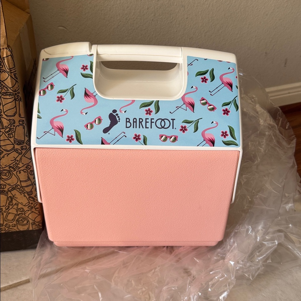 Barefoot X Igloo ECOCOOL® Little Playmate Limited Edition EUC 7 Qt 9 Can! NEW